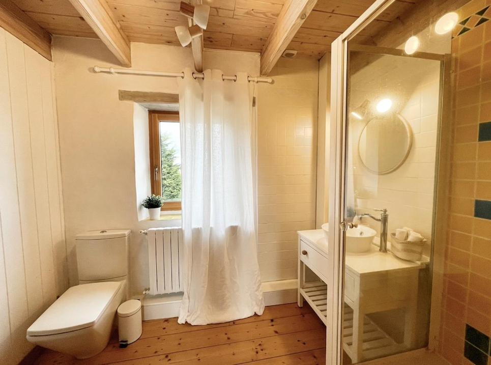 Maison Maillots Et Bigorneaux, 15 Pers, Jacuzzi, 40m De La Holiday home